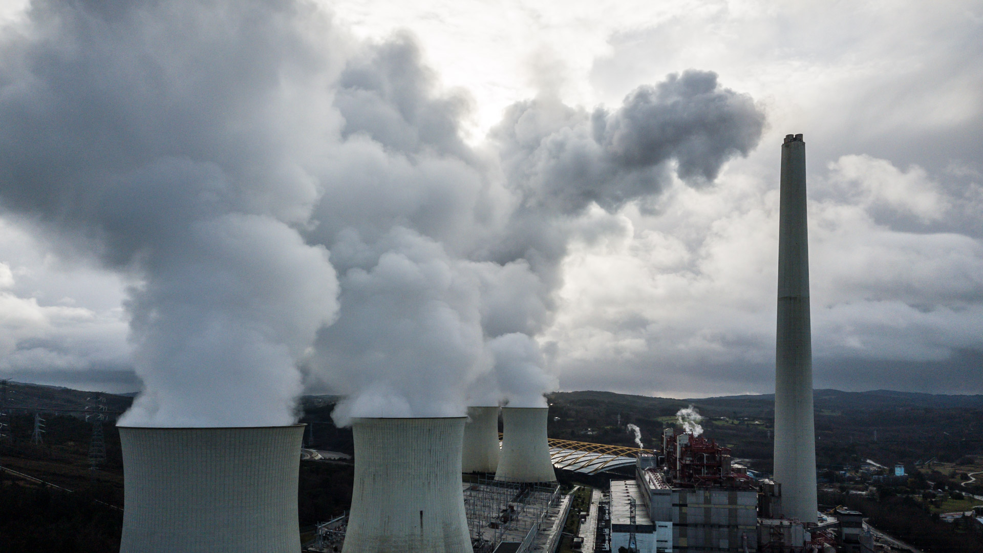 Invisible Clouds of Air Pollution