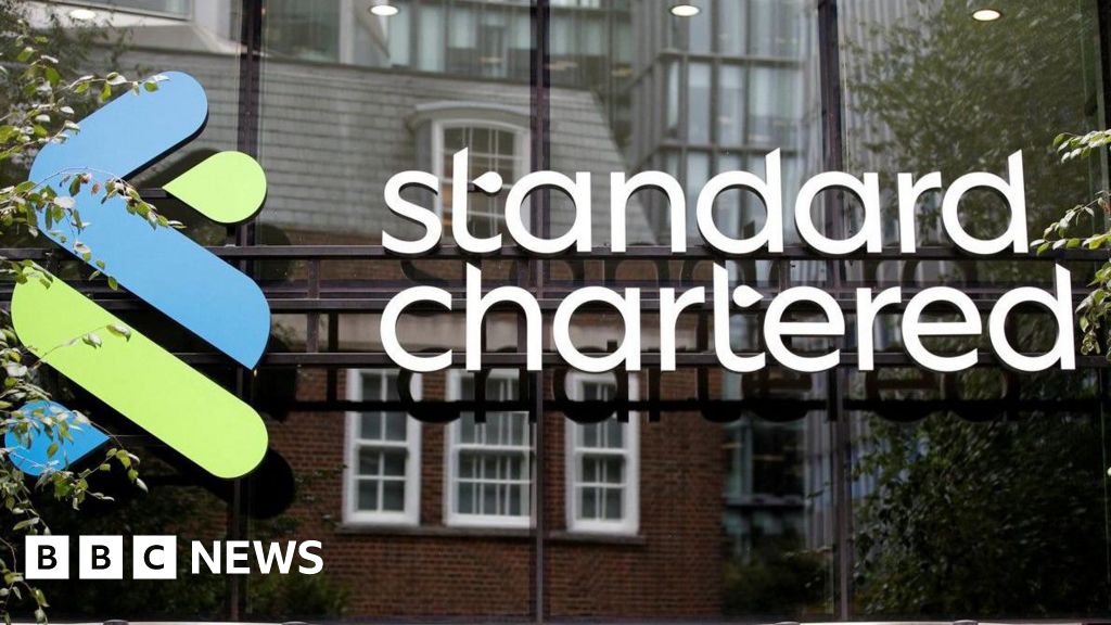 Standard Chartered: British bank accused of helping to finance terrorists